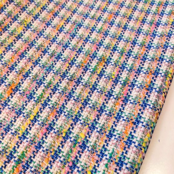 Chanel Multicolor brillo