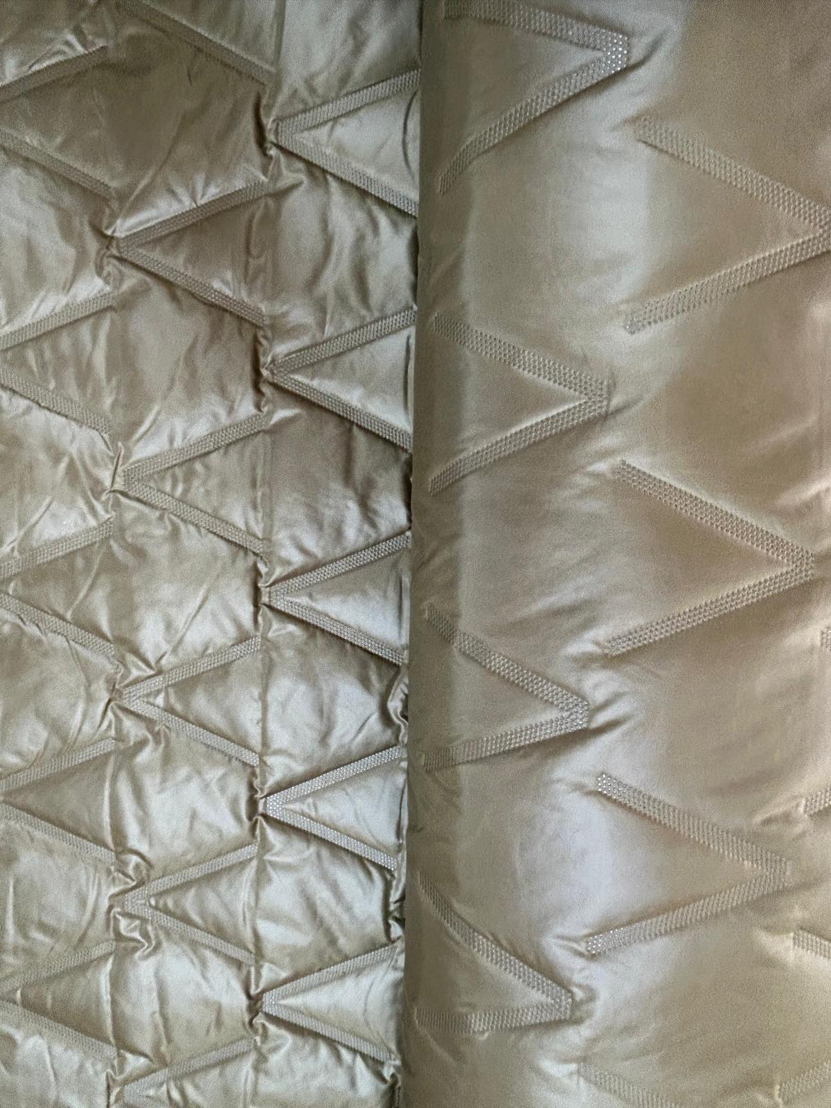 Acolchado impermeable verde - Imagen 2